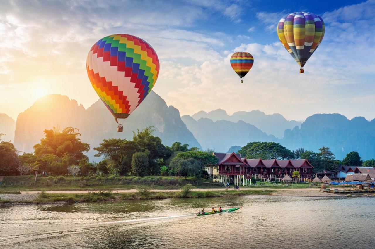 Vang Vieng Camellia Hotel Exterior photo