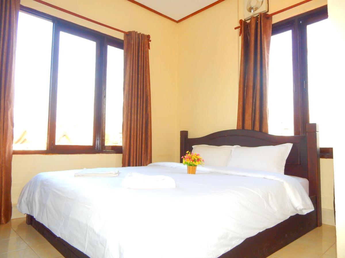 Vang Vieng Camellia Hotel Exterior photo